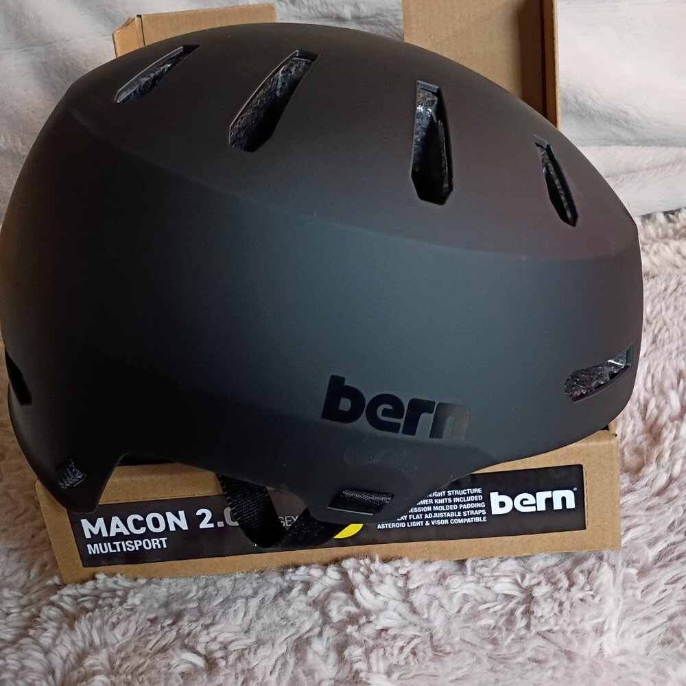 NWB/MACON 2.0/ Multisport, Unisex, Matte Black, Large Helmet
